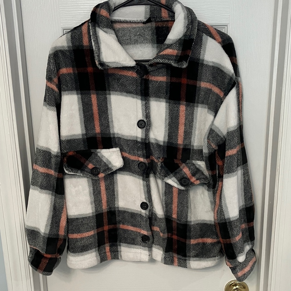 SHEIN Plaid Fleece Jacket in Black, White, and Pink